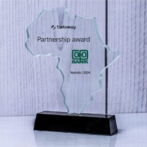 Premium Crystal Map of Africa Trophy