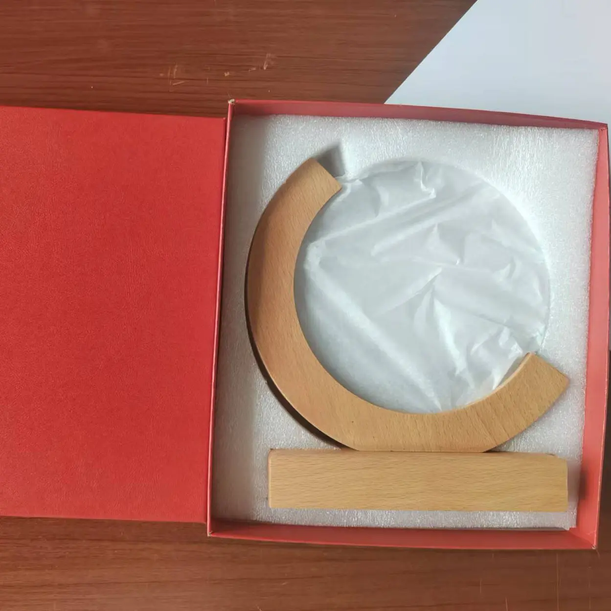 Elegant Crystal Trophy with Wooden Base Kenya