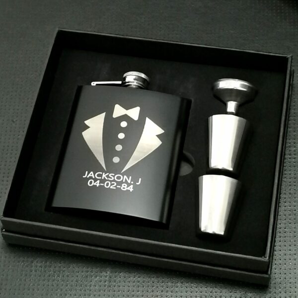 Engravable  Stainless Steel Hip Flask Gift Set (Black) - Image 4